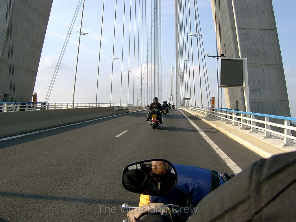 006 BRIDGE.jpg